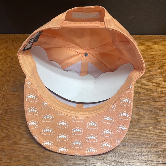 MelonWear Budweiser SnapBack. Salmon Color. New - Picture 7 of 9